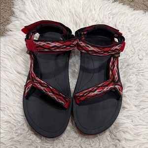 Teva Men’s Hurricane XLT Sandal Size
7‎ Red Black Water Outdoor Adjustable
Shoe